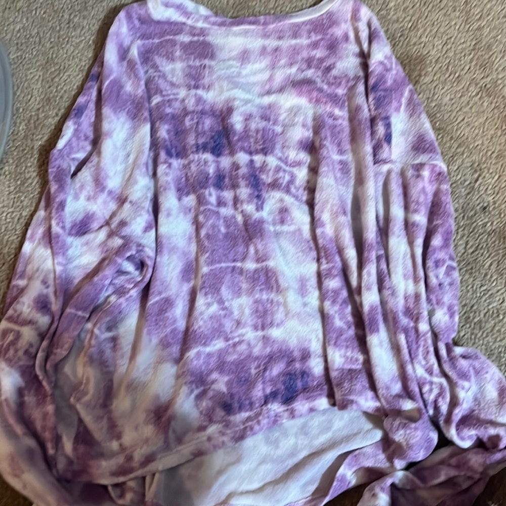 Fornia Long purple top. Size large